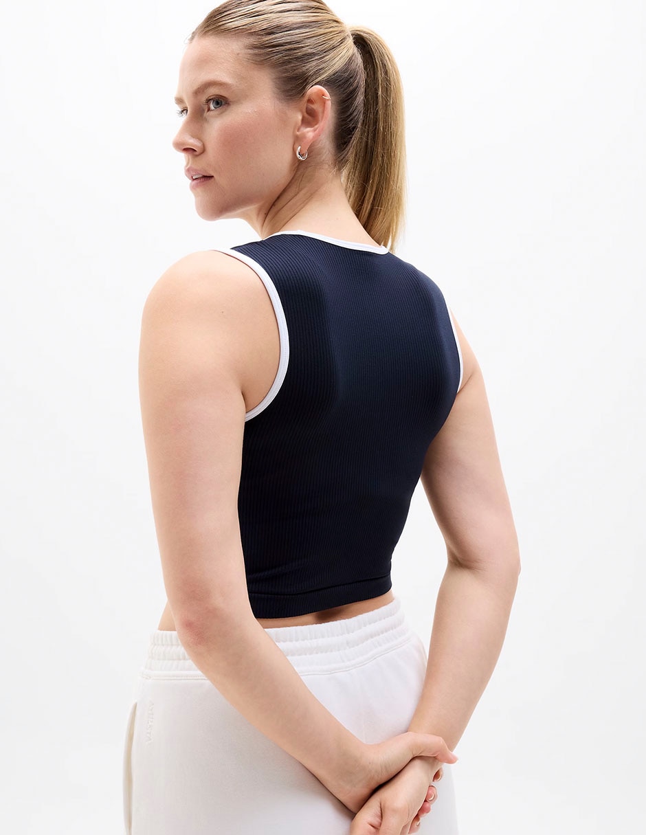 Playera deportiva para entrenamiento para mujer 3