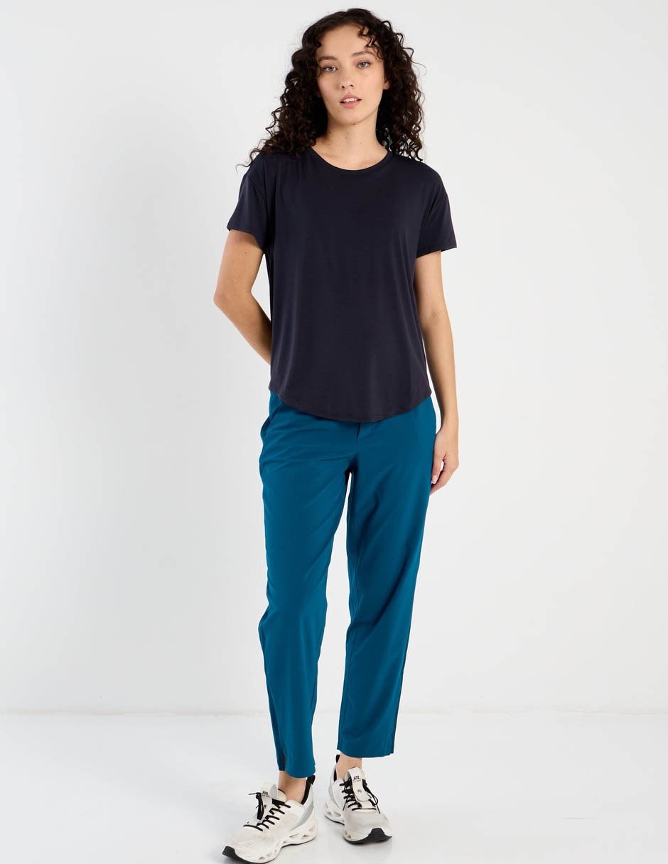 Playera deportiva para entrenamiento de mujer