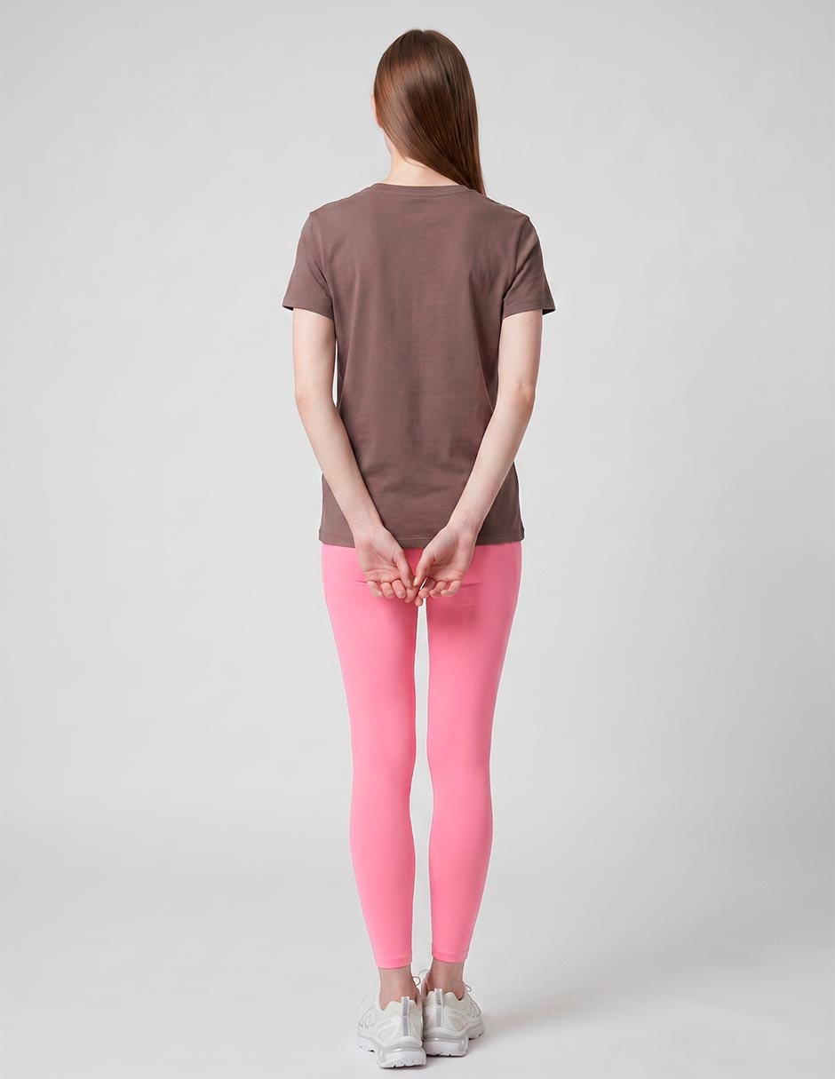 Playera deportiva de mujer 4