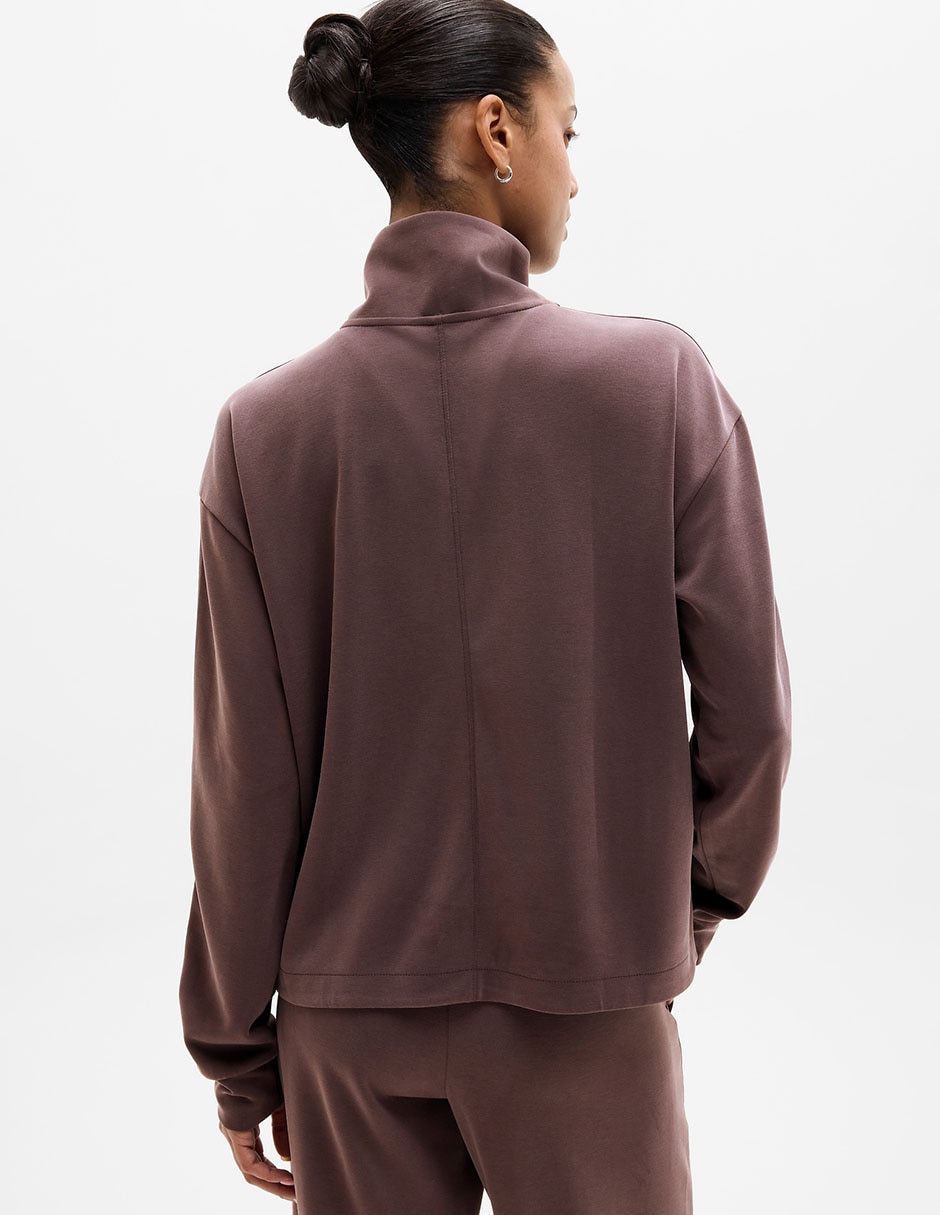 Suéter cuello alto para mujer